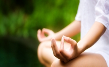 Thiền và cách thở đúng để nâng cao sức khỏe